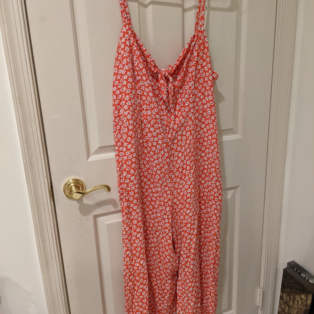 Red, white and blue floral jumper, old navy size xl